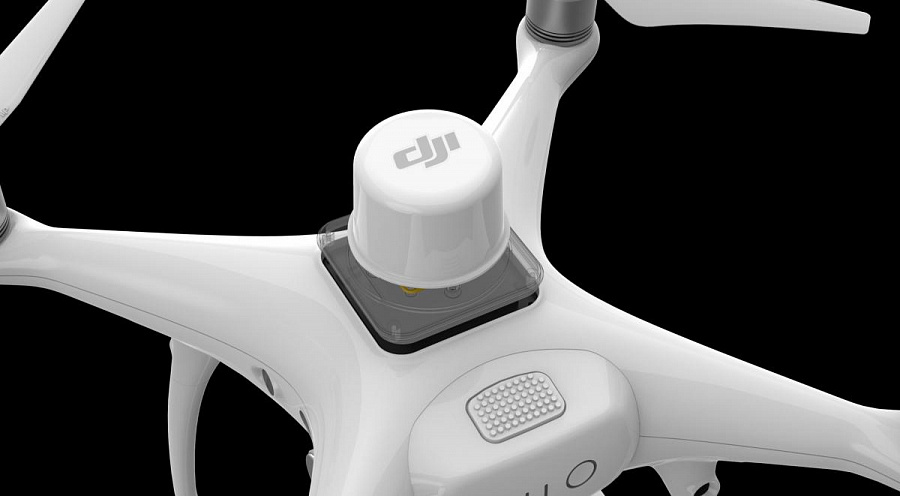 Квадрокоптер DJI Phantom 4 RTK + D-RTK 2 с мобильной станцией Mobile Station Combo 9