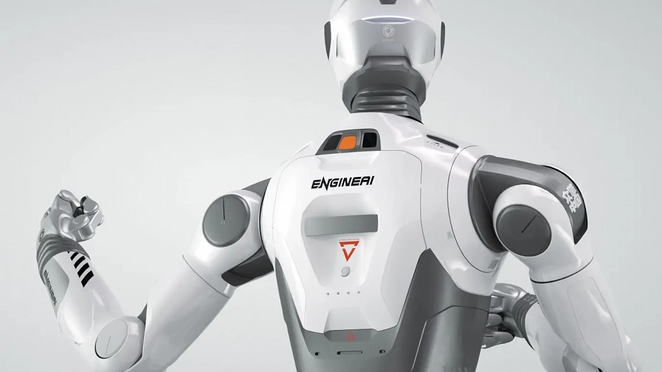 Гуманоид EngineAI T800 начинает массовые поставки с базы в Шэньчжэне